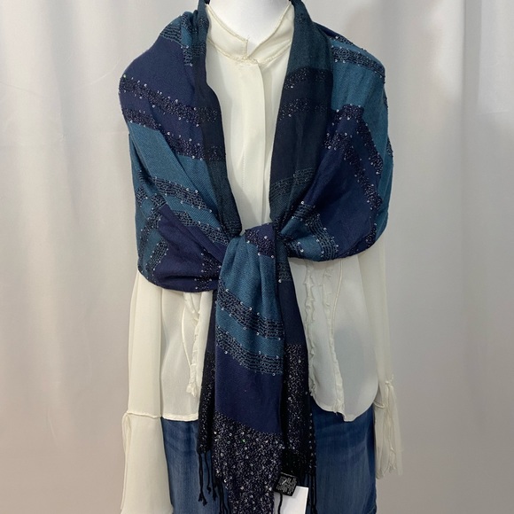 Navy Scarf 70” x 19” Fall Perfect - Picture 5 of 6